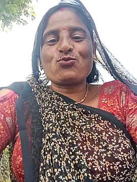 Snapshot of Quin_love143 chatting on 11-14-25, 04:55 Quin love143 online show from 11-14-25, 04:55