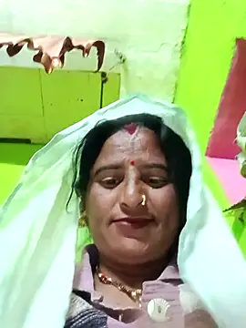 Snapshot of Quin_love143 chatting on 11-20-25, 11:15 Quin love143 online show from 11-20-25, 11:15