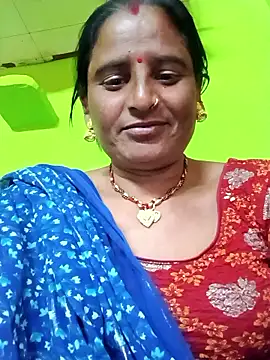 Snapshot of Quin_love143 chatting on 11-22-25, 06:12 Quin love143 online show from 11-22-25, 06:12