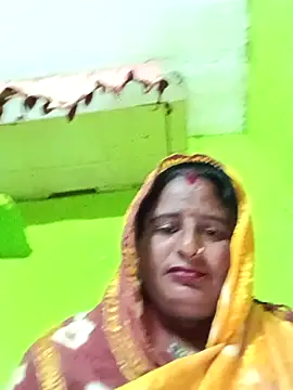 Snapshot of Quin_love143 chatting on 11-22-25, 10:31 Quin love143 online show from 11-22-25, 10:31