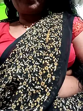 Snapshot of Quin_love143 chatting on 12-04-25, 09:18 Quin love143 online show from 12-04-25, 09:18