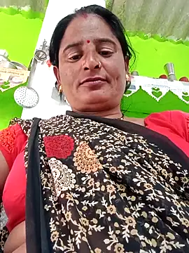 Snapshot of Quin_love143 chatting on 12-05-25, 06:00 Quin love143 online show from 12-05-25, 06:00