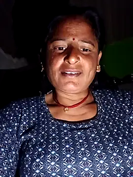 Snapshot of Quin_love143 chatting on 12-14-25, 12:16 Quin love143 online show from 12-14-25, 12:16