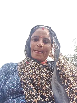 Snapshot of Quin_love143 chatting on 12-22-25, 09:06 Quin love143 online show from 12-22-25, 09:06