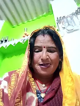 Snapshot of Quin_love143 chatting on 01-09-26, 11:28 Quin love143 online show from 01-09-26, 11:28