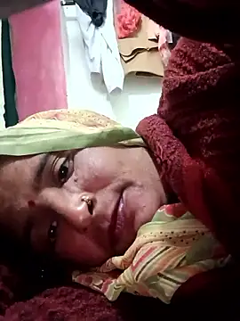 Snapshot of Quin_love143 chatting on 01-11-26, 05:51 Quin love143 online show from 01-11-26, 05:51