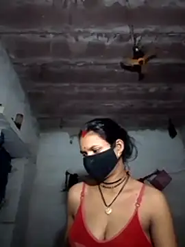 Snapshot of LOVE_FI95 chatting on 11-30-25, 04:00 LOVE FI95 online show from 11-30-25, 04:00