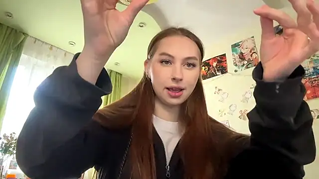 Snapshot of AnitaRenne chatting on 11-18-25, 12:31 AnitaRenne online show from 11-18-25, 12:31