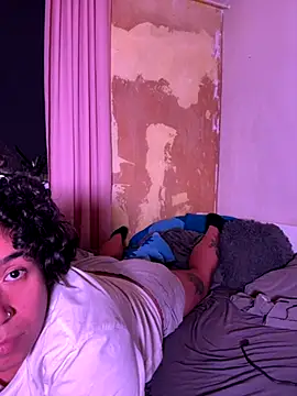 CaneliitaBlaze online show from 11-24-25, 03:45