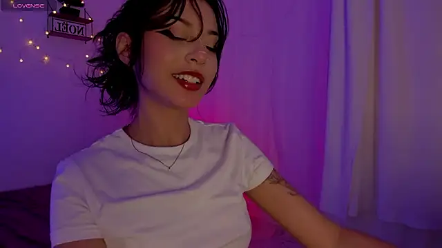 Snapshot of Tamara_Aluna_ chatting on 01-14-26, 10:14 Tamara Aluna online show from 01-14-26, 10:14