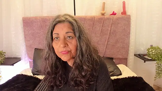 Victoriaa Anderson online show from 04-15-26, 07:58