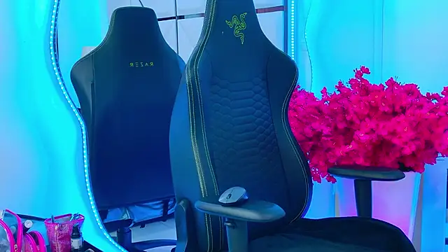 BunnySexyy18 online show from 02-02-26, 09:24