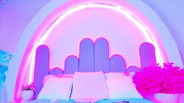 BunnySexyy18 online show from 04-10-26, 03:23