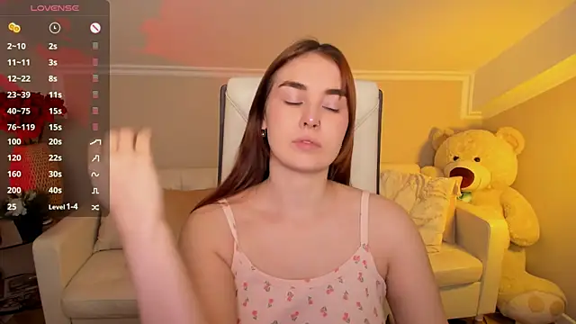 Snapshot of _cutie__angel_ chatting on 11-24-25, 09:20 cutie angel online show from 11-24-25, 09:20