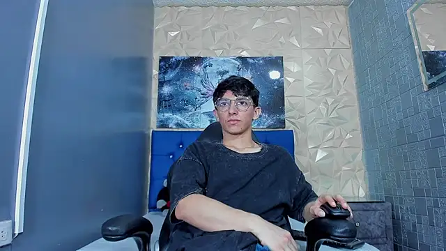 ElanGiraldo online show from 05-02-26, 11:10
