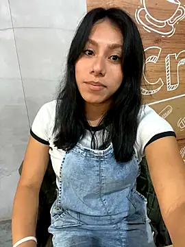 Katherinm online show from 11-16-25, 06:46