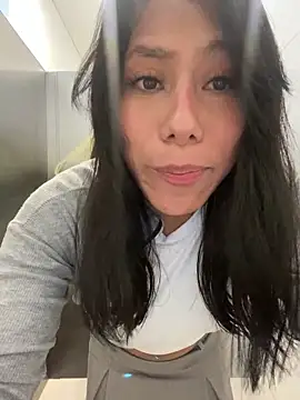 Katherinm online show from 11-30-25, 07:40