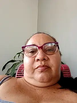 Snapshot of HotXXXgirl_01 chatting on 11-12-25, 01:44 HotXXXgirl 01 online show from 11-12-25, 01:44