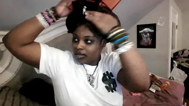 Dusaa  online show from 12-21-25, 01:24