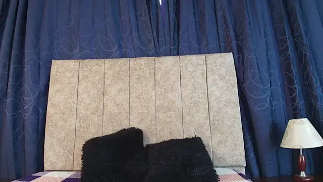 Sofi-Brown online show from 12-13-25, 08:36