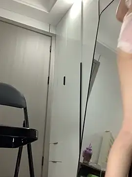 hoho-is online show from 03-24-26, 01:38