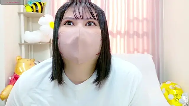 tomo-chan  online show from 12-17-25, 03:45