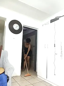 HipsDontLieX95 online show from 12-05-25, 04:14