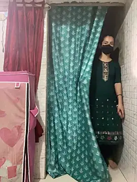 Red Queen 11 online show from 03-07-26, 07:00