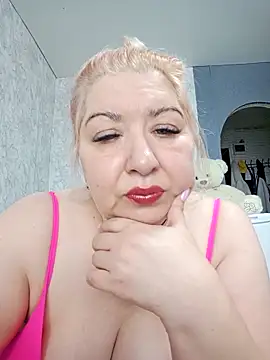 Snapshot of URALS-BOOBS chatting on 02-15-26, 11:30 URALS-BOOBS online show from 02-15-26, 11:30