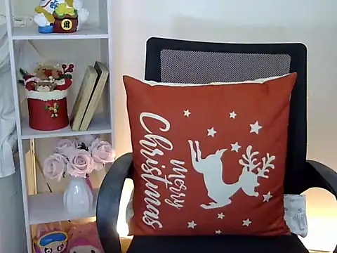 Lee-Young66 online show from 12-15-25, 04:39