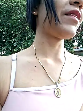 Skinny Wet online show from 11-13-25, 12:48