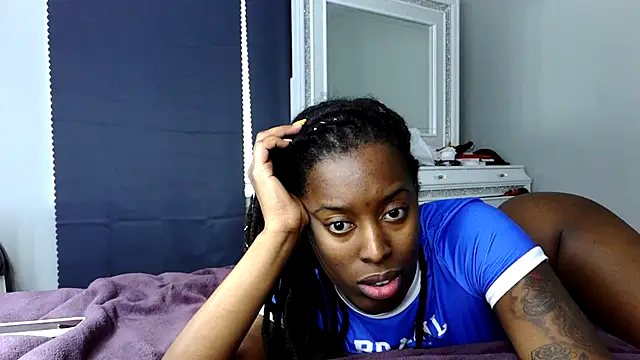 EgyptMonroe2 online show from 11-19-25, 09:15