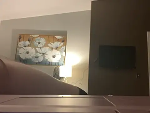 Kayluvs88 online show from 04-21-26, 01:42