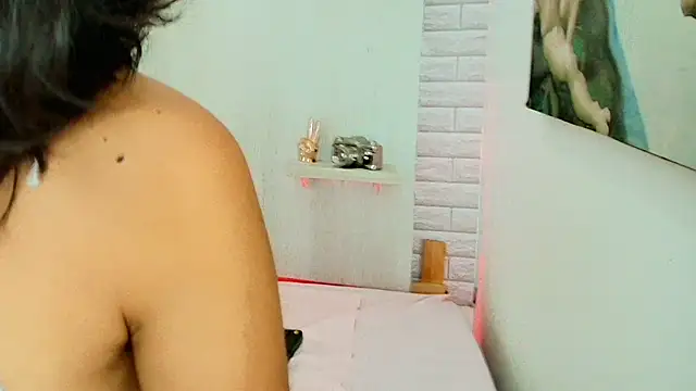 Snapshot of KATY_LOWERY chatting on 02-22-26, 03:29 KATY LOWERY online show from 02-22-26, 03:29