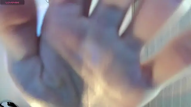 RYO BLEU  online show from 02-11-26, 03:11