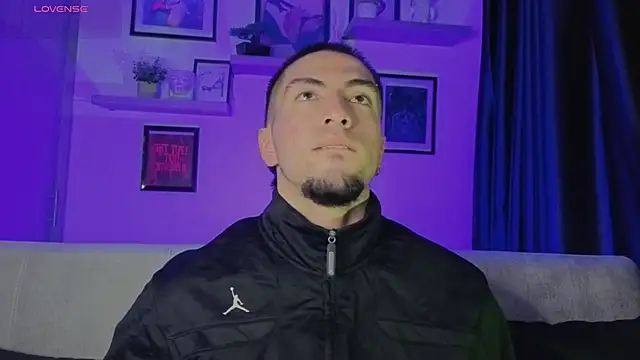 Snapshot of AresMassimoX chatting on 11-22-25, 03:49 AresMassimoX online show from 11-22-25, 03:49