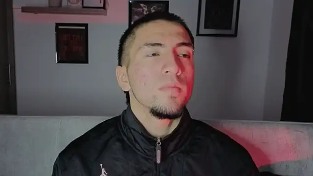 Snapshot of AresMassimoX chatting on 11-25-25, 05:51 AresMassimoX online show from 11-25-25, 05:51