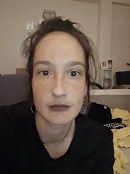Snapshot of AnonymeCmoi chatting on 06-07-26, 10:02 AnonymeCmoi online show from 06-07-26, 10:02