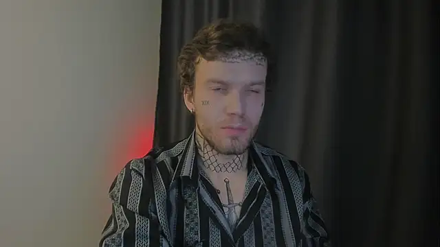 Snapshot of Huntall77 chatting on 12-03-25, 04:49 Huntall77 online show from 12-03-25, 04:49