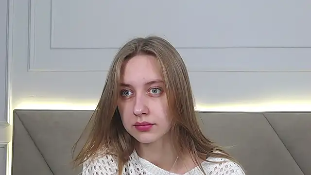 Snapshot of RachaelCute chatting on 11-14-25, 04:22 RachaelCute online show from 11-14-25, 04:22