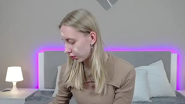 RachaelCute online show from 02-27-26, 01:22