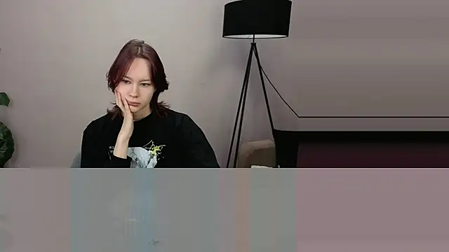 Annie Way online show from 12-23-25, 05:27