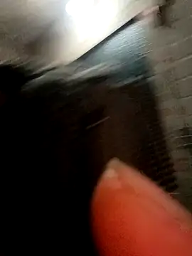 thuy-kieu online show from 12-15-25, 10:25