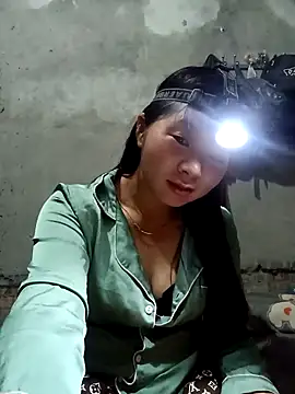 vangkt-cute online show from 04-18-26, 07:58