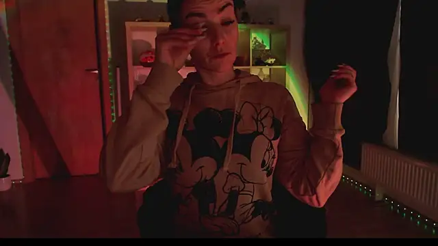 MissyDior8 online show from 12-22-25, 06:43