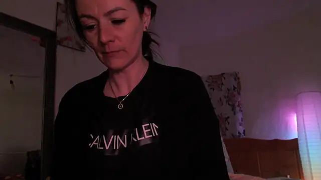 MissyDior8 online show from 04-12-26, 09:03