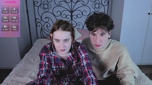 Snapshot of Danny_loves_Mary chatting on 12-20-25, 12:45 Danny loves Mary online show from 12-20-25, 12:45