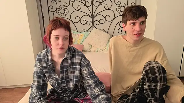 Danny loves Mary online show from 04-04-26, 01:48