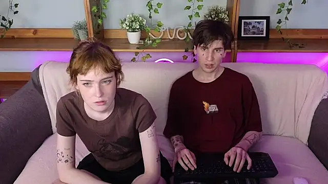 Snapshot of Danny_loves_Mary chatting on 05-29-26, 03:37 Danny loves Mary online show from 05-29-26, 03:37
