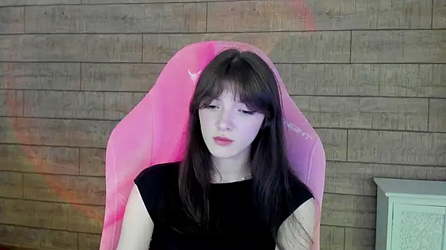 SophiaProve online show from 04-19-26, 04:39